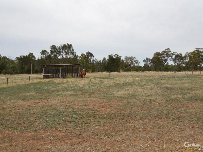 60 Point Road, Echuca VIC 3564