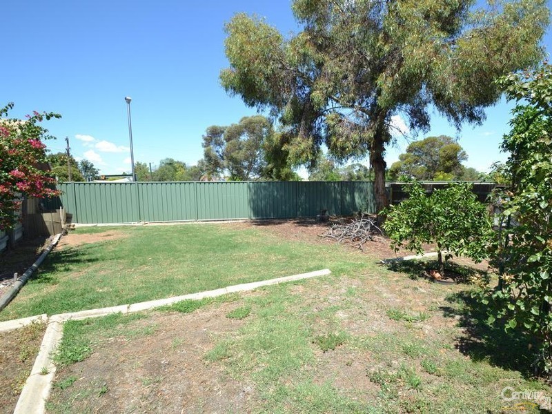 1 Lawson Drive, Moama NSW 2731