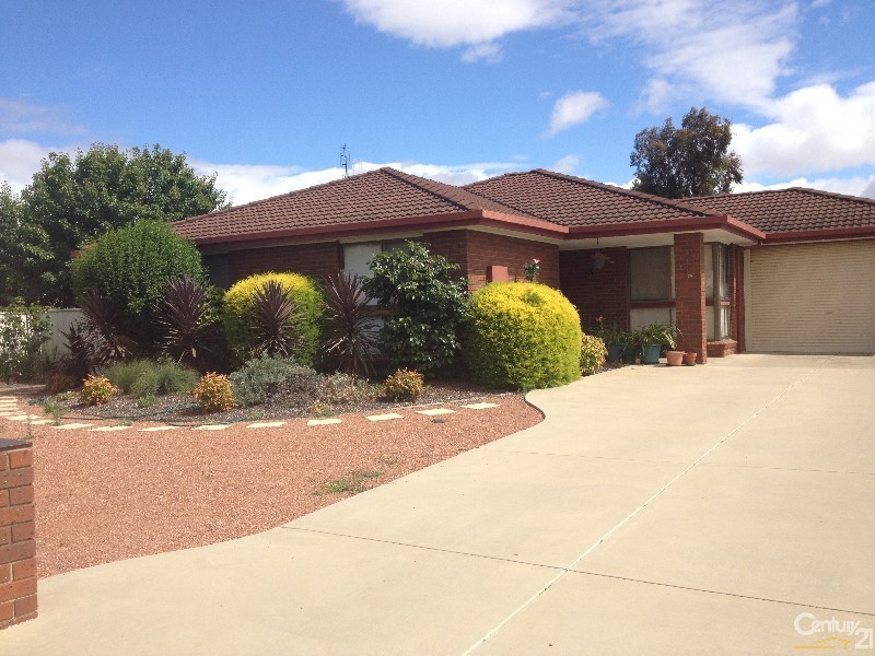 84 Lawson Drive, Moama NSW 2731