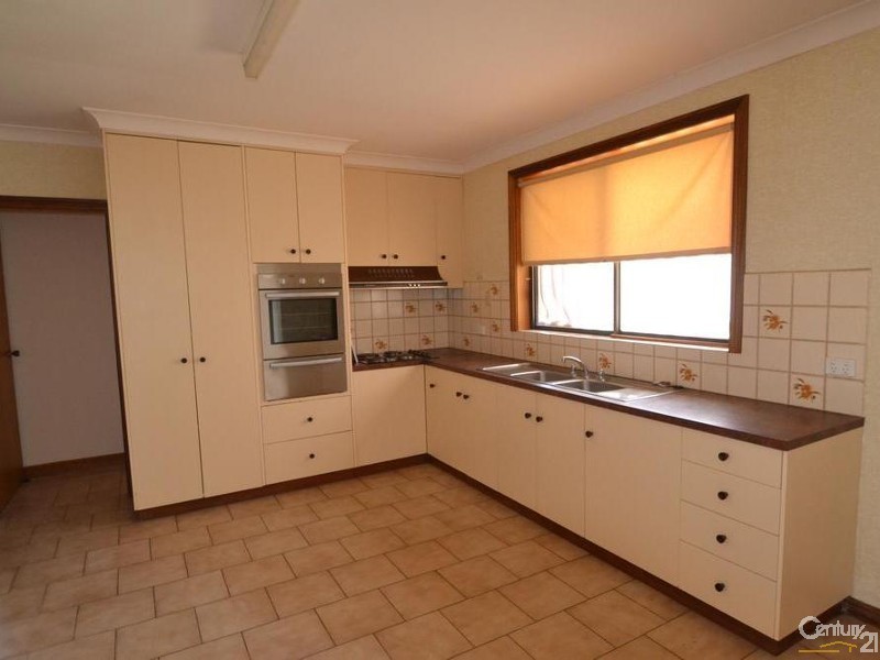 84 Lawson Drive, Moama NSW 2731