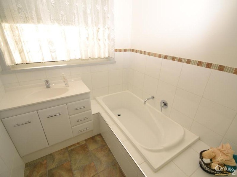 39 Shaw Street, Moama NSW 2731