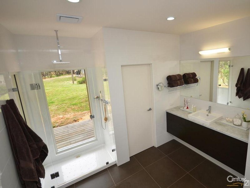 1049 Perricoota Road, Moama NSW 2731