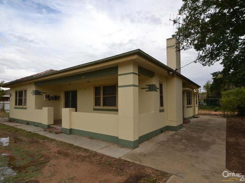 300 Ogilvie Avenue, Echuca VIC 3564