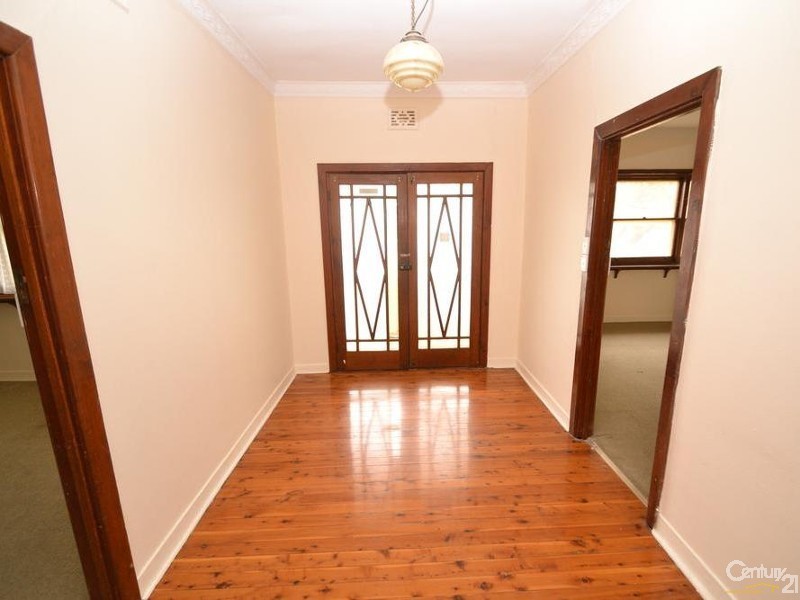 300 Ogilvie Avenue, Echuca VIC 3564