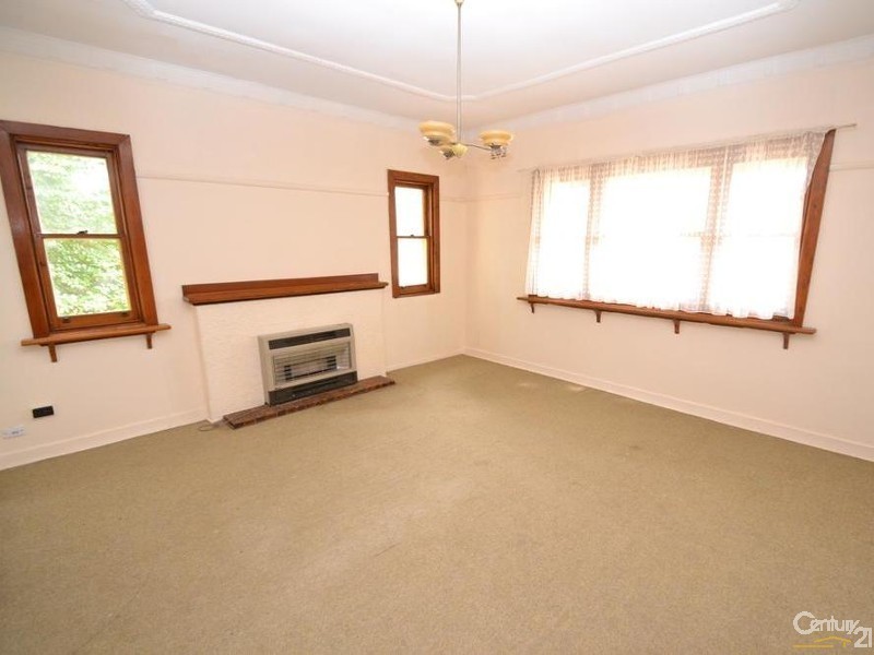 300 Ogilvie Avenue, Echuca VIC 3564