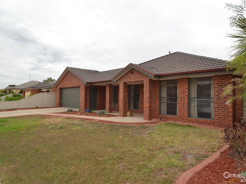 5 Aberdeen Way Moama via, Echuca VIC 3564