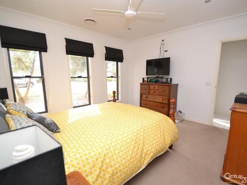 4 Kinross Court, Moama NSW 2731