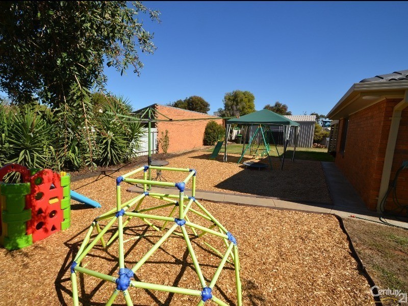 5 Edwards Court, Echuca VIC 3564