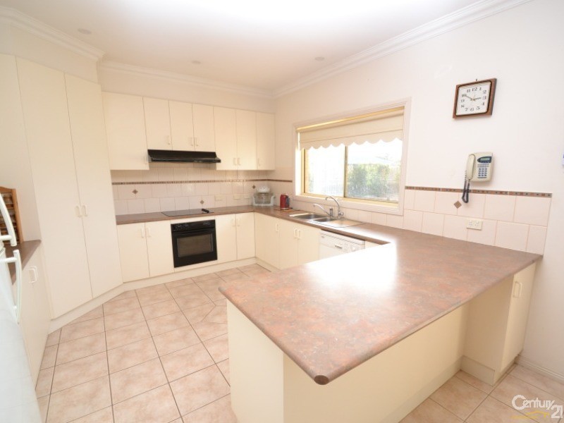 5 Village Court, Echuca VIC 3564