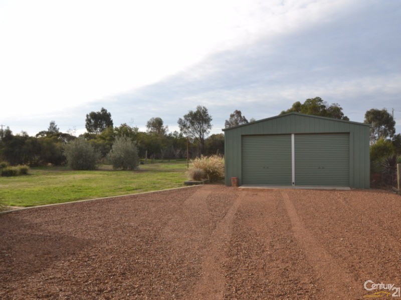 5 Village Court, Echuca VIC 3564