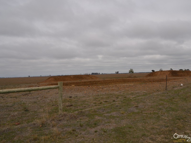 64 McKenzie Road, Echuca VIC 3564