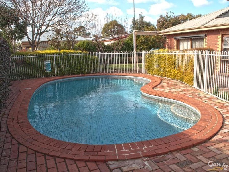 60 Hopwood Street, Echuca VIC 3564