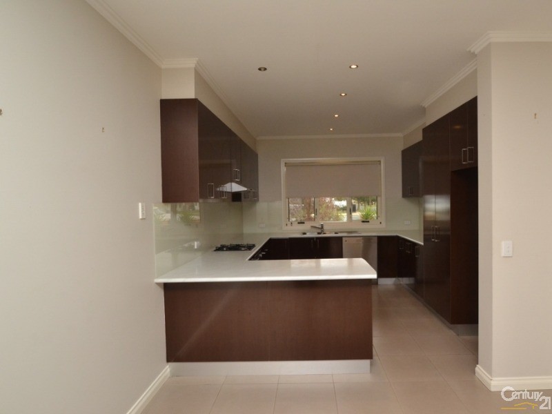 1 80 Haverfield Street, Echuca VIC 3564