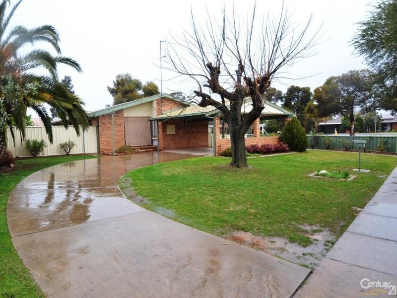 1 Lawson Drive, Moama NSW 2731