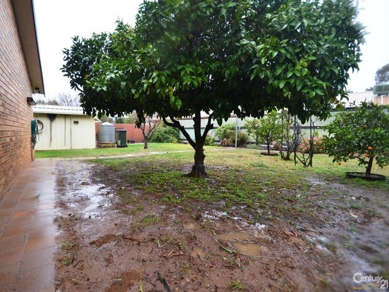 1 Lawson Drive, Moama NSW 2731