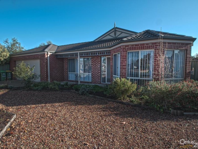 32 Woodland Circuit, Echuca VIC 3564
