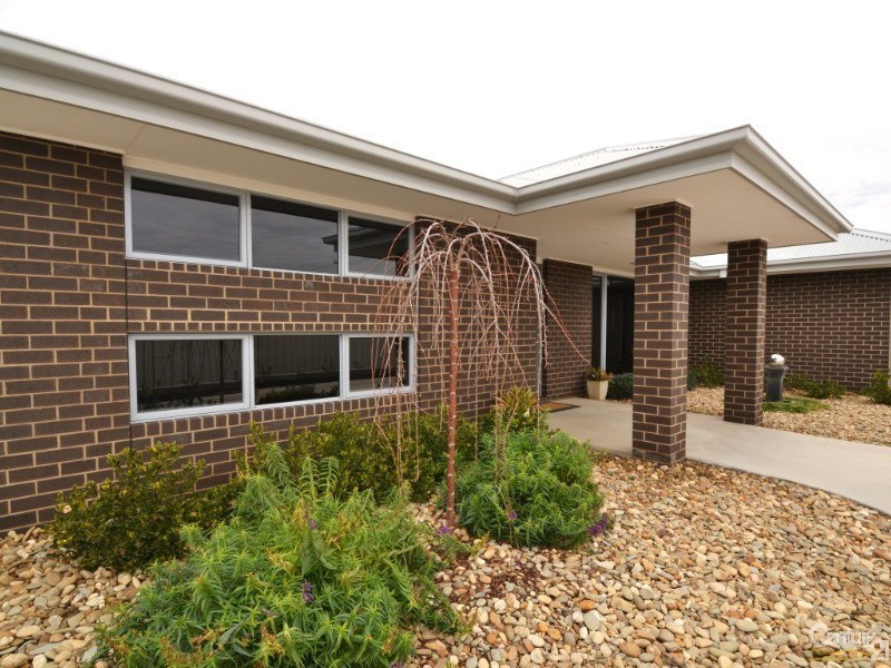 7 Healey Court, Moama NSW 2731