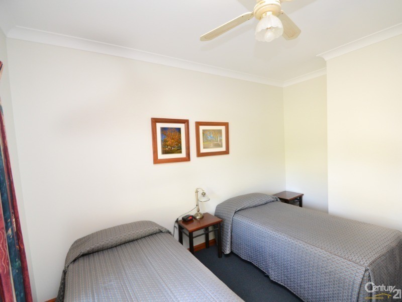 2/400 Perricoota Road, Moama NSW 2731