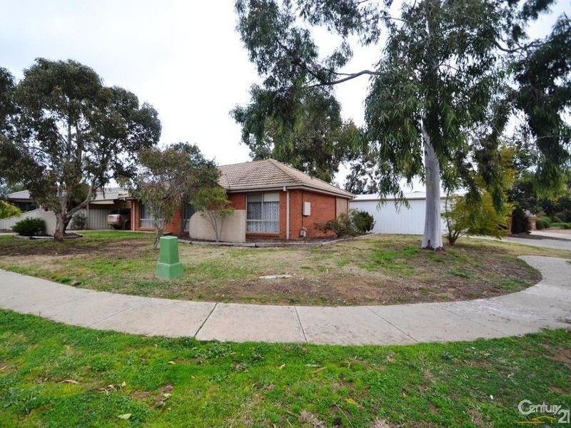 2 McLaren Drive, Moama NSW 2731