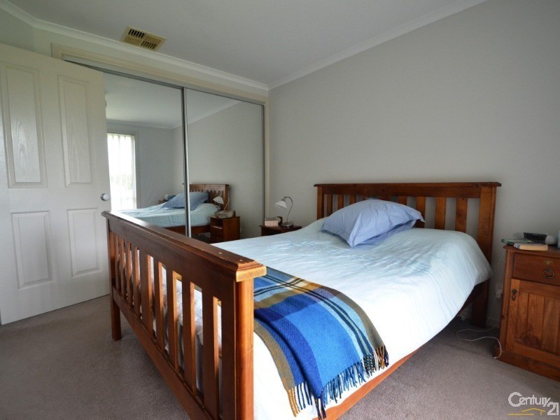 32 Glencoe Boulevard, Moama NSW 2731