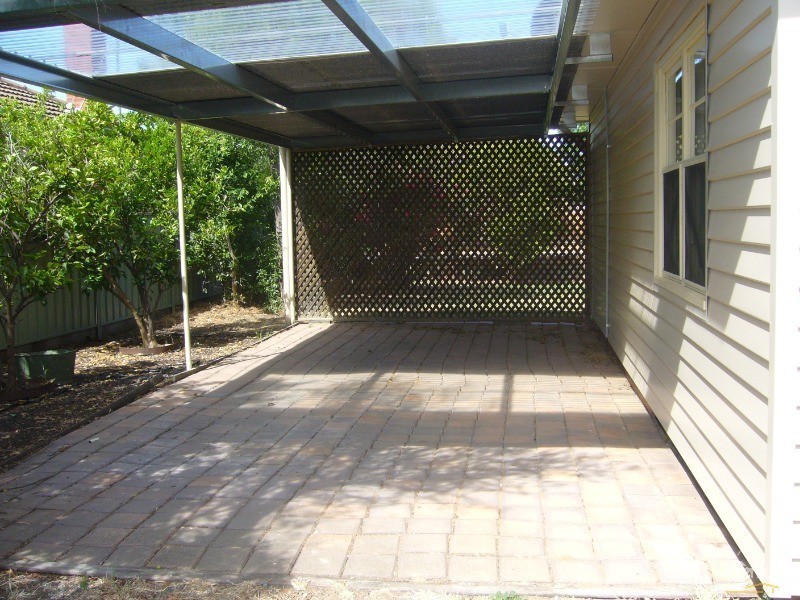 73 Hovell Street, Echuca VIC 3564