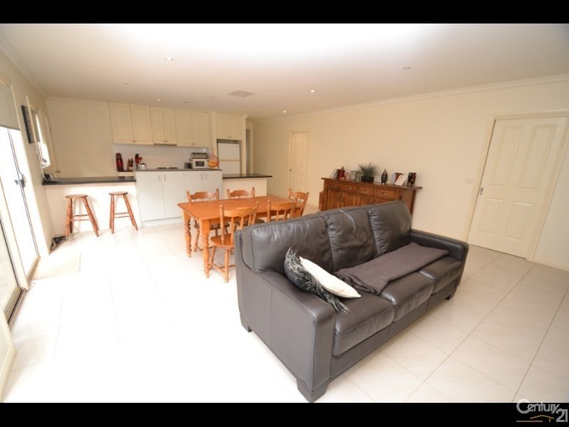 6 Park Avenue, Echuca VIC 3564
