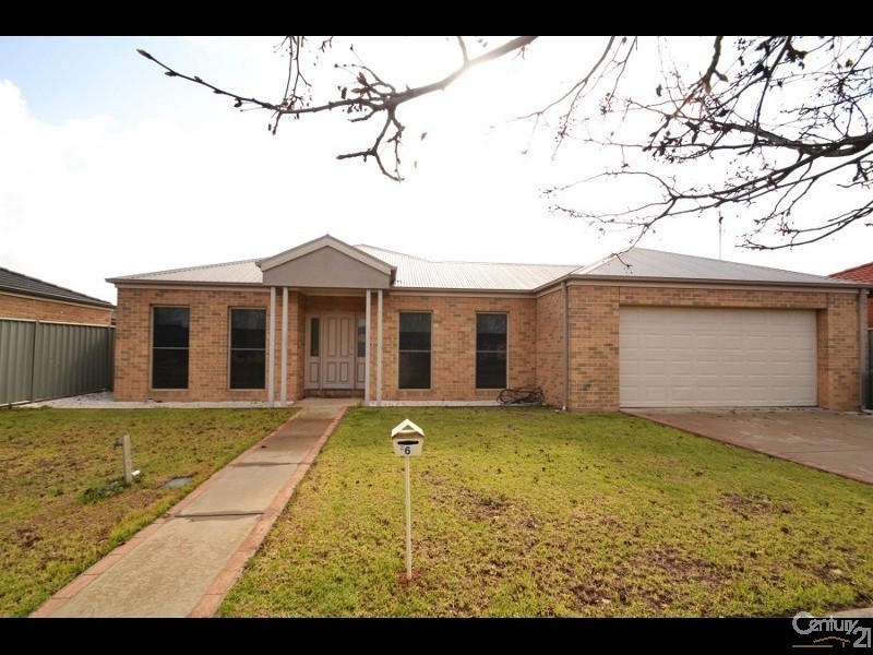 6 Park Avenue, Echuca VIC 3564