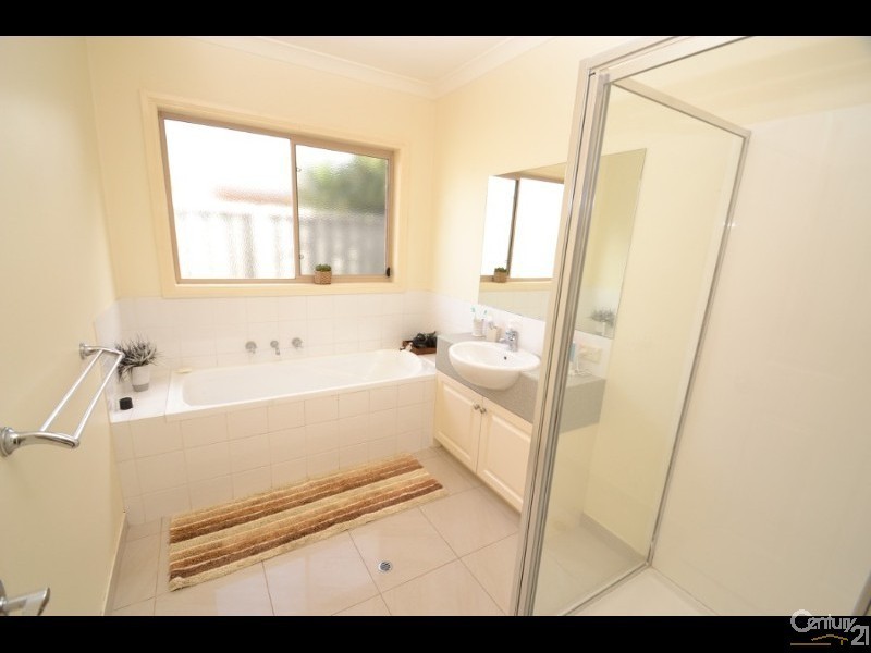6 Park Avenue, Echuca VIC 3564
