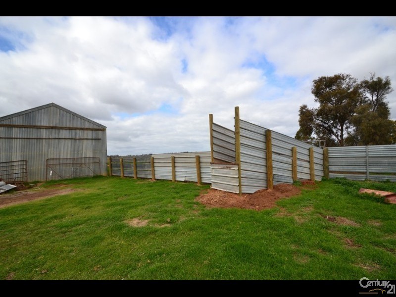 2002 Bunnaloo Road, Mathoura NSW 2710
