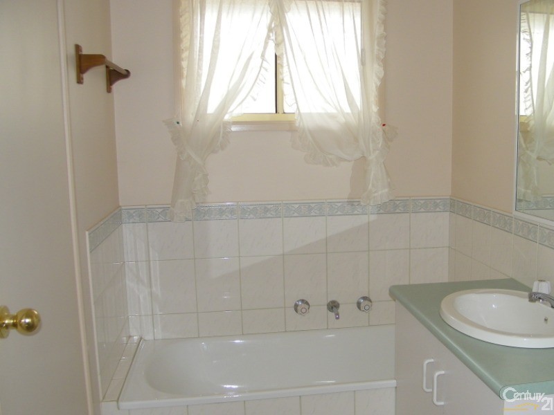 5 Wave Court, Echuca VIC 3564