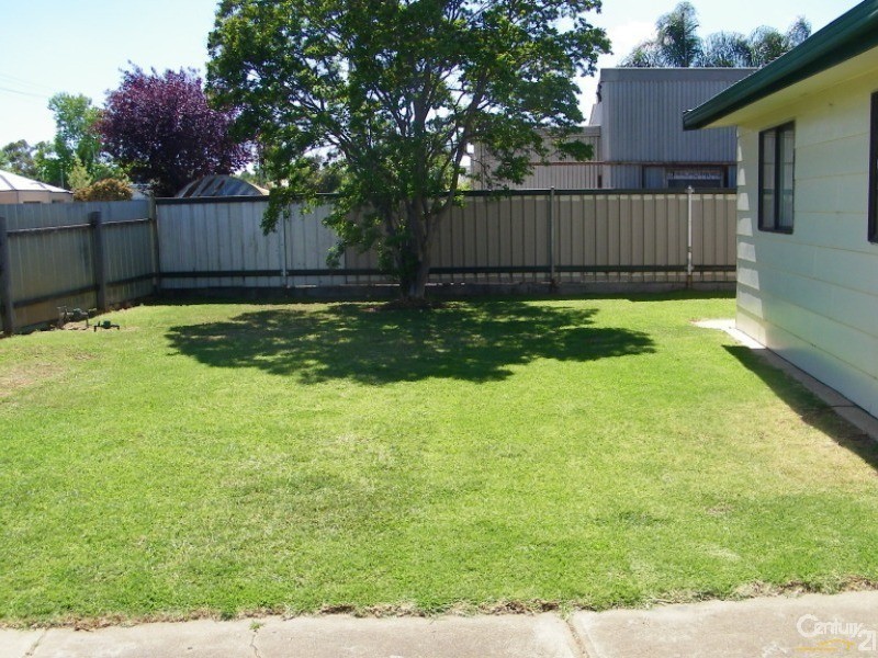 14 Maiden Street, Moama NSW 2731