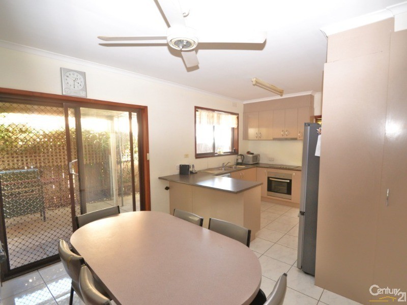 38 Crossen Street, Echuca VIC 3564