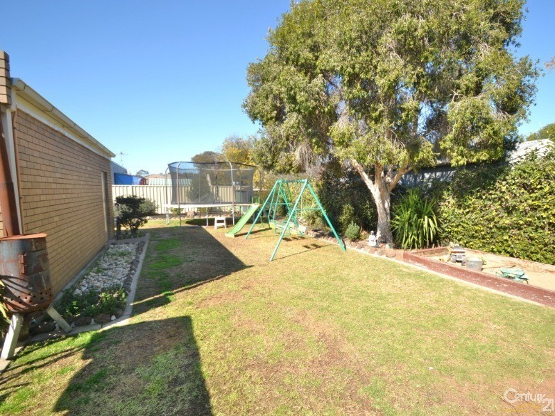 38 Crossen Street, Echuca VIC 3564