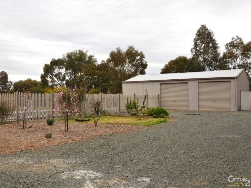 13 Bateman Drive, Echuca VIC 3564