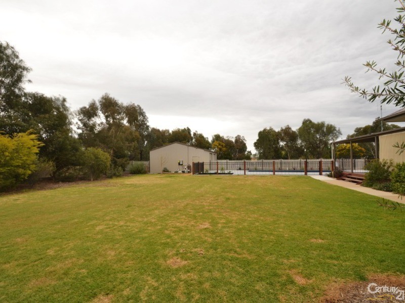 13 Bateman Drive, Echuca VIC 3564