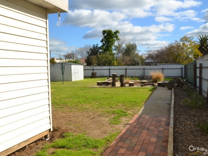 85 Hovell Street, Echuca VIC 3564