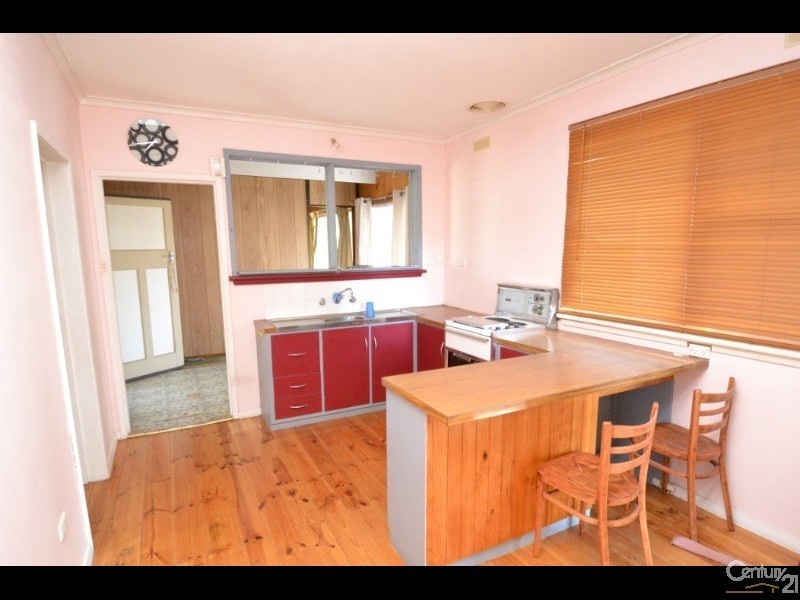 280 Ogilvie Ave, Echuca VIC 3564