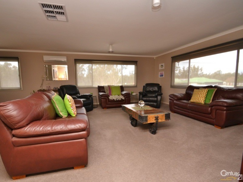 72 Shaw Street, Moama NSW 2731