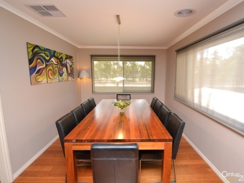 72 Shaw Street, Moama NSW 2731