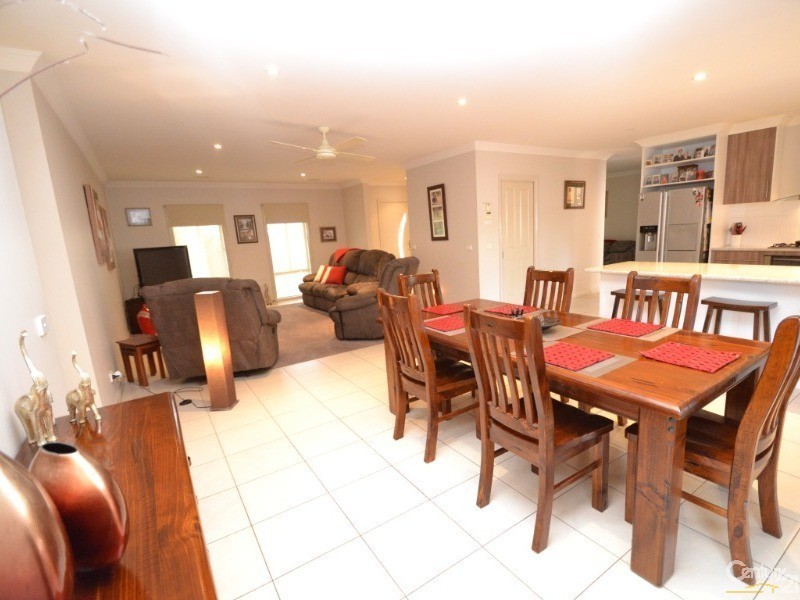 12 Forfar Drive, Moama NSW 2731