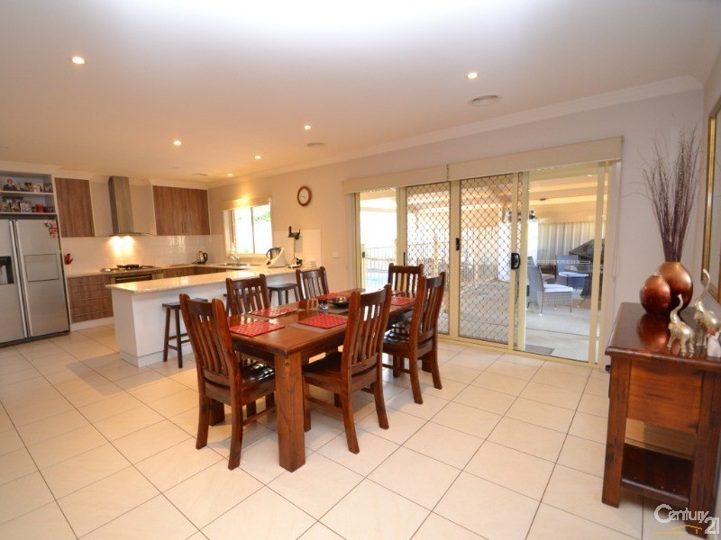 12 Forfar Drive, Moama NSW 2731