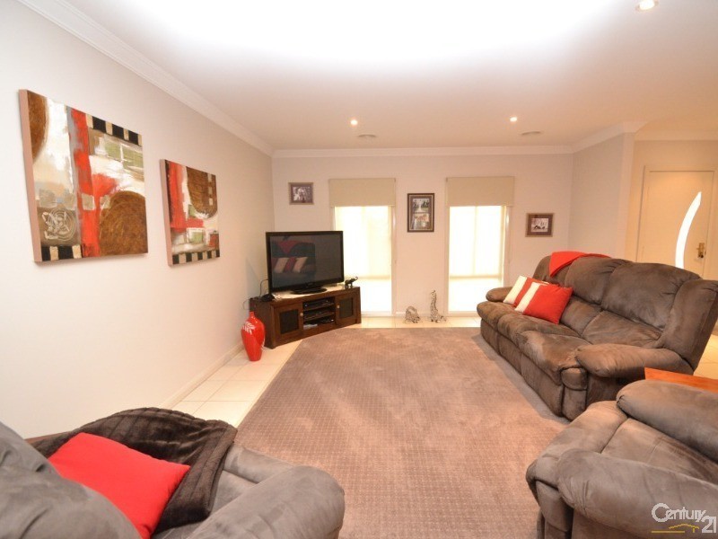 12 Forfar Drive, Moama NSW 2731