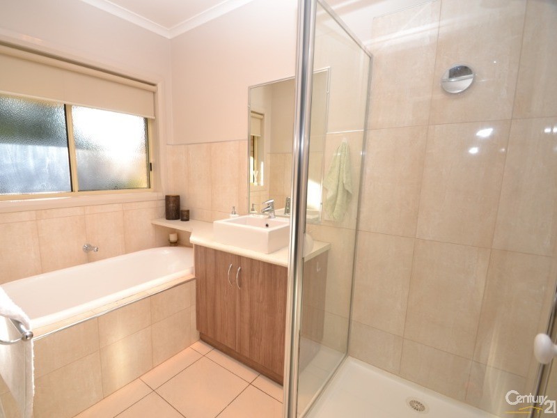 12 Forfar Drive, Moama NSW 2731