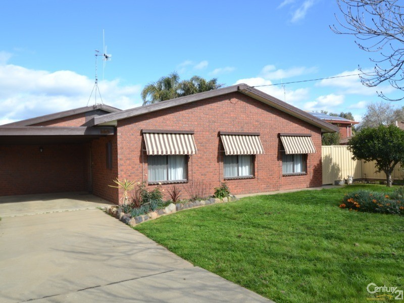 77  Service Street, Echuca VIC 3564