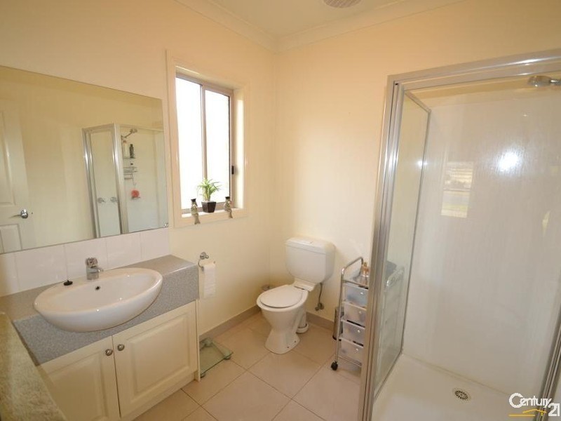 6 Park Avenue, Echuca West VIC 3564