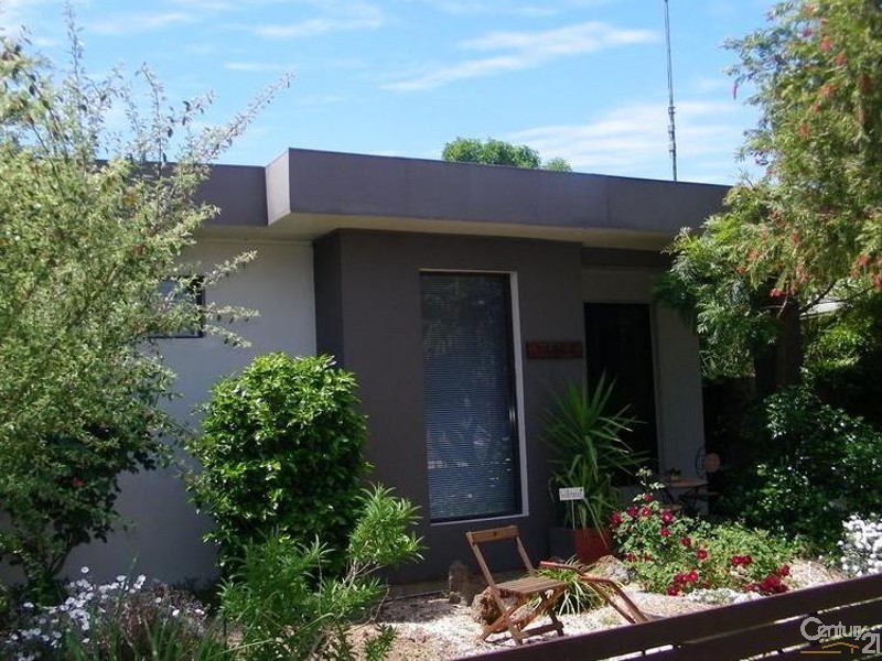 6 Yarra Street, Echuca VIC 3564