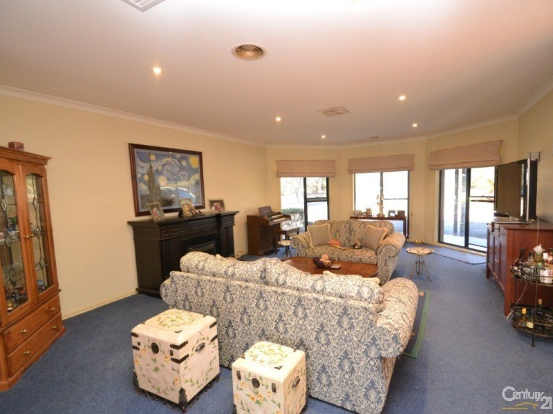 65 Wharparilla Drive, Echuca VIC 3564