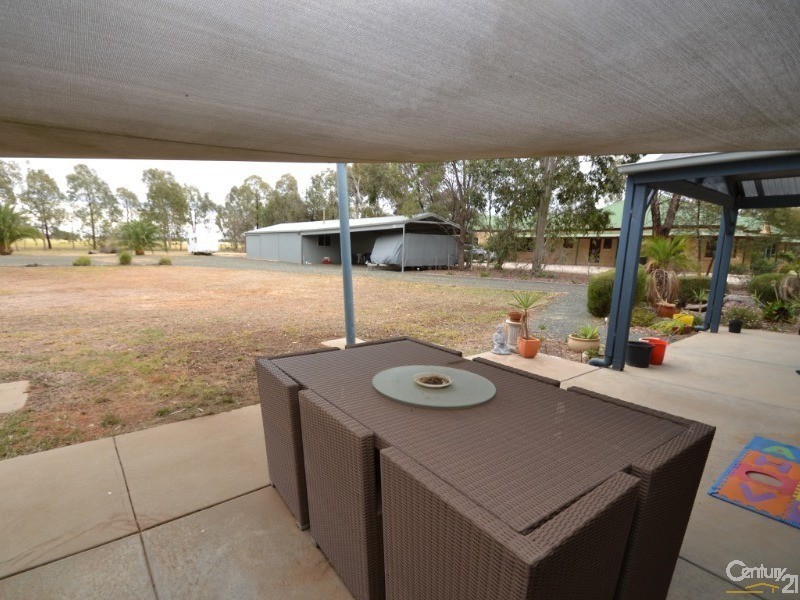 65 Wharparilla Drive, Echuca VIC 3564