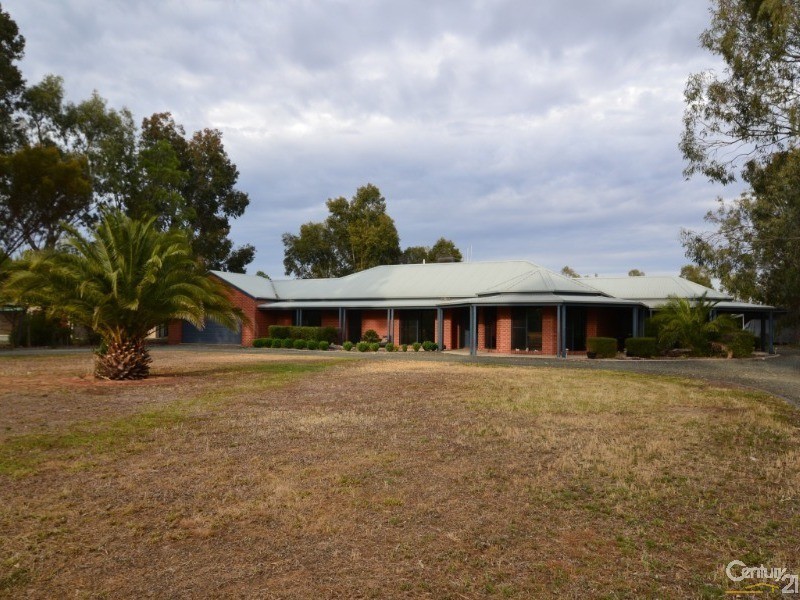 65 Wharparilla Drive, Echuca VIC 3564