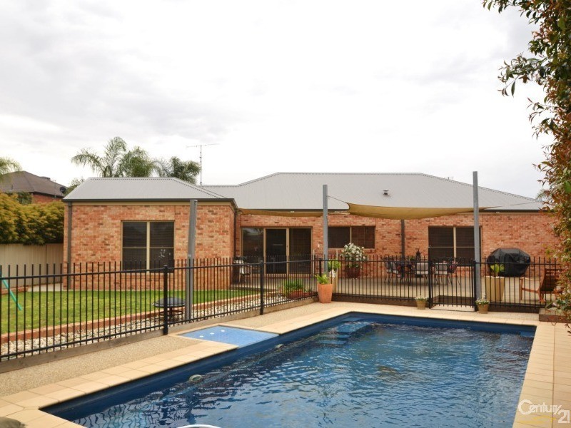 10 Kinross Court, Moama NSW 2731